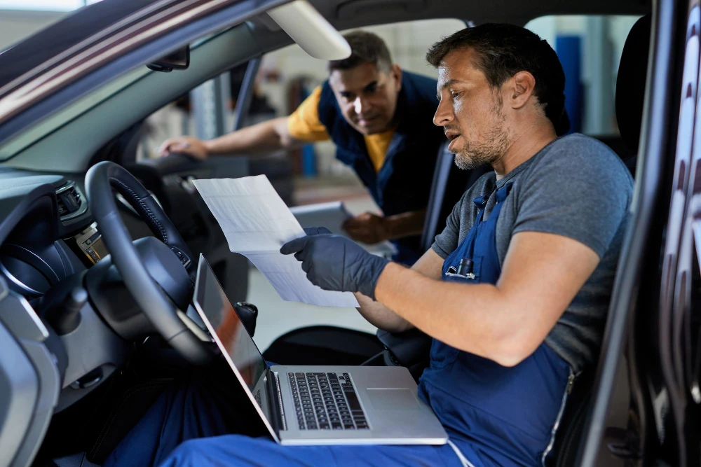 The Rise of Asset-Light Roadside Assistance Platforms in India: The Crossroads Helpline Story